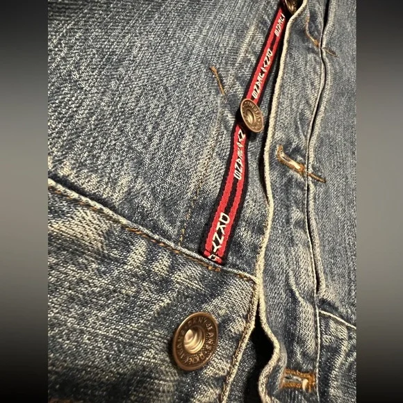 Vintage DKNY Womens Denim Jean Jacket Donna Karan New York Fashion ButtonUp Sz S - Picture 4 of 11
